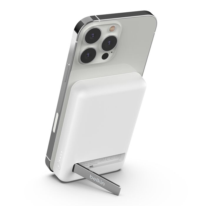 Pin sạc dự phòng Belkin BoostCharge Magnetic Wireless Power Bank 5000mAh - GiaPhucStore | Hàng Chính Hãng