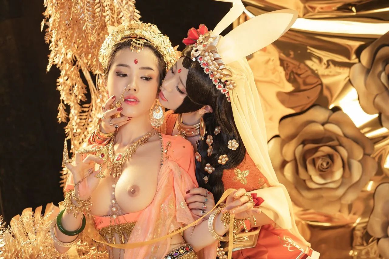 hình cosplay chapter 128 112