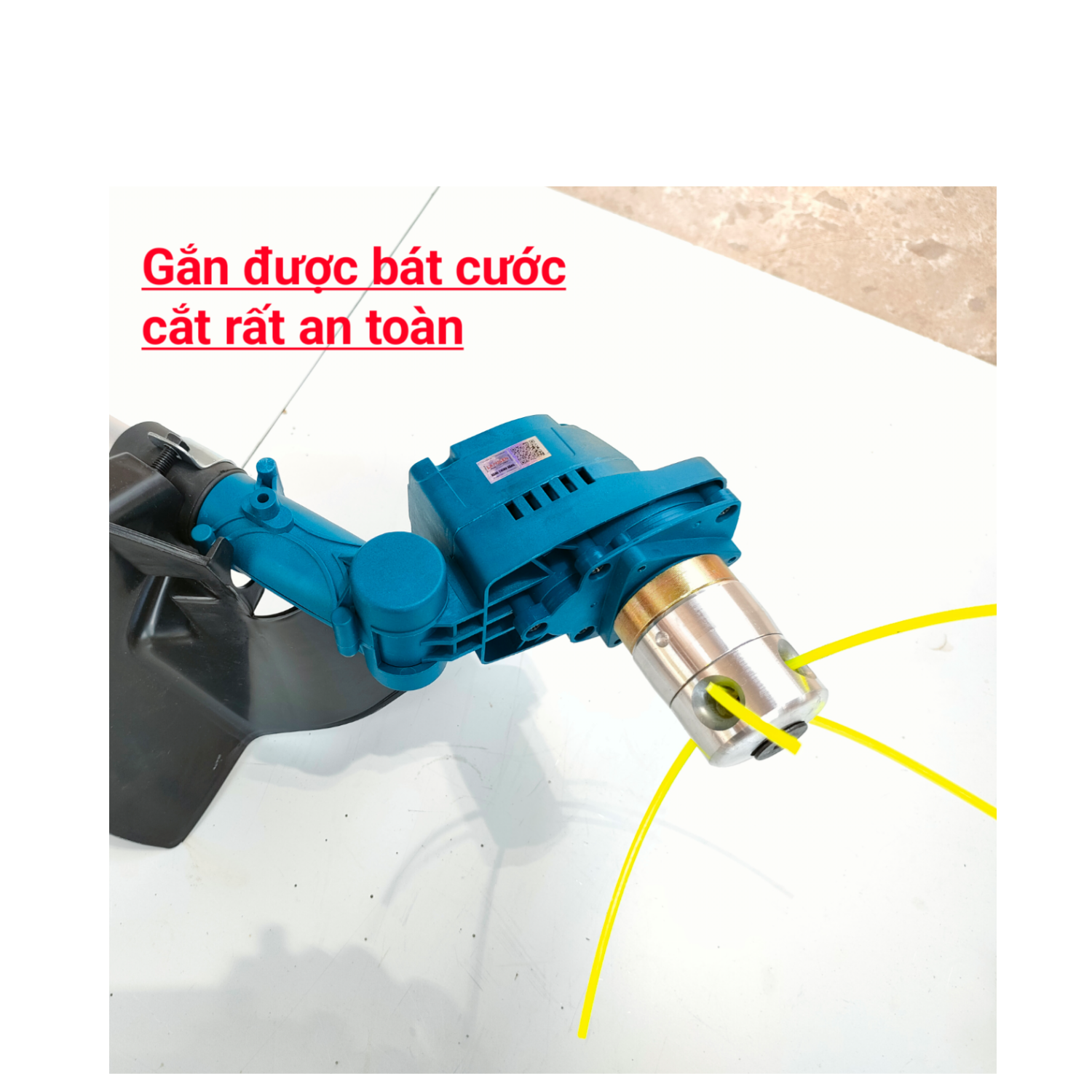 Máy Cắt Cỏ Dùng Pin LAPUSEN Động Cơ 2400w Không Kèm Pin Sạc, Không Chổi Than, Bảo Hành 12 Tháng