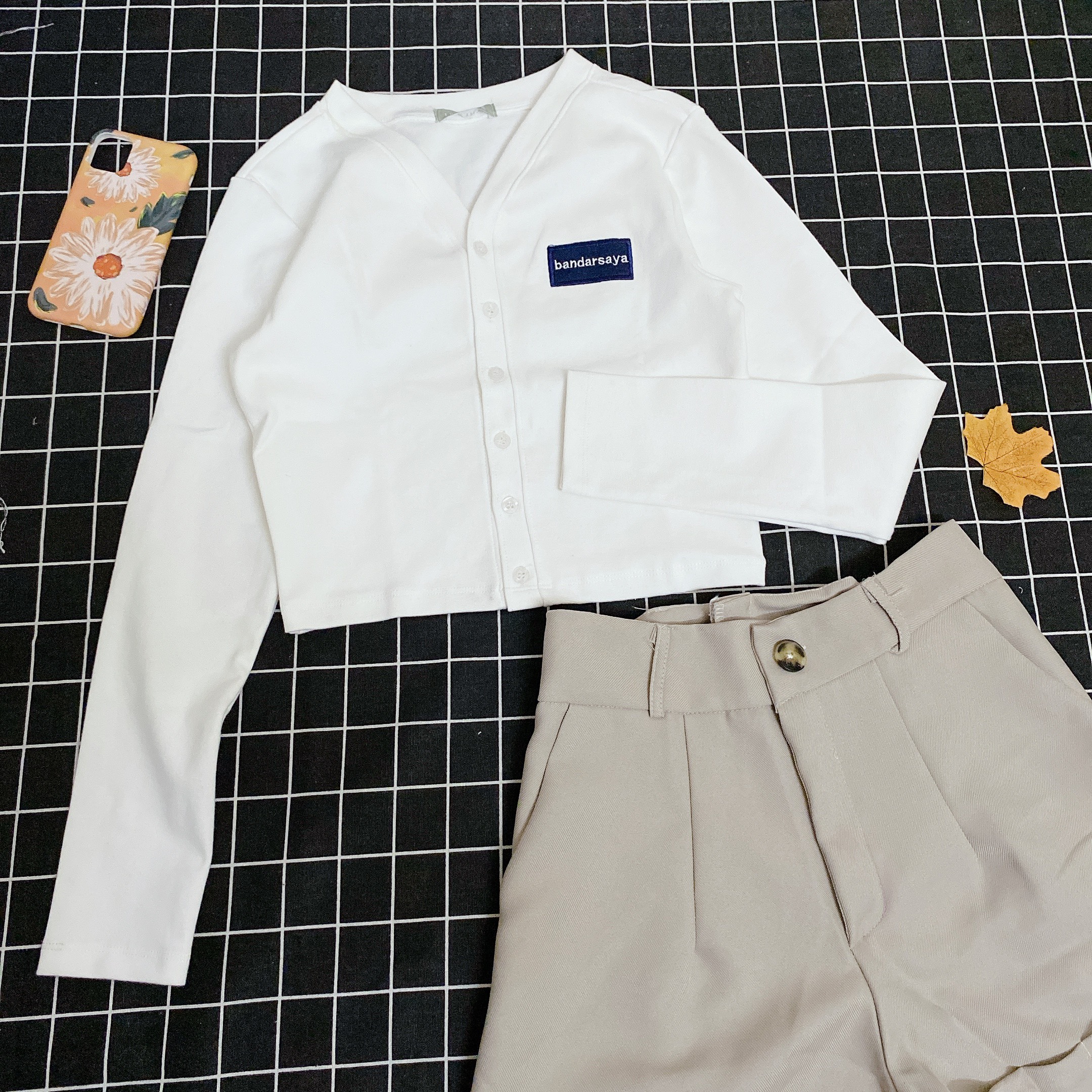 SET NỮ 2 MÓN THÊU CHỮ BANDARSAYA