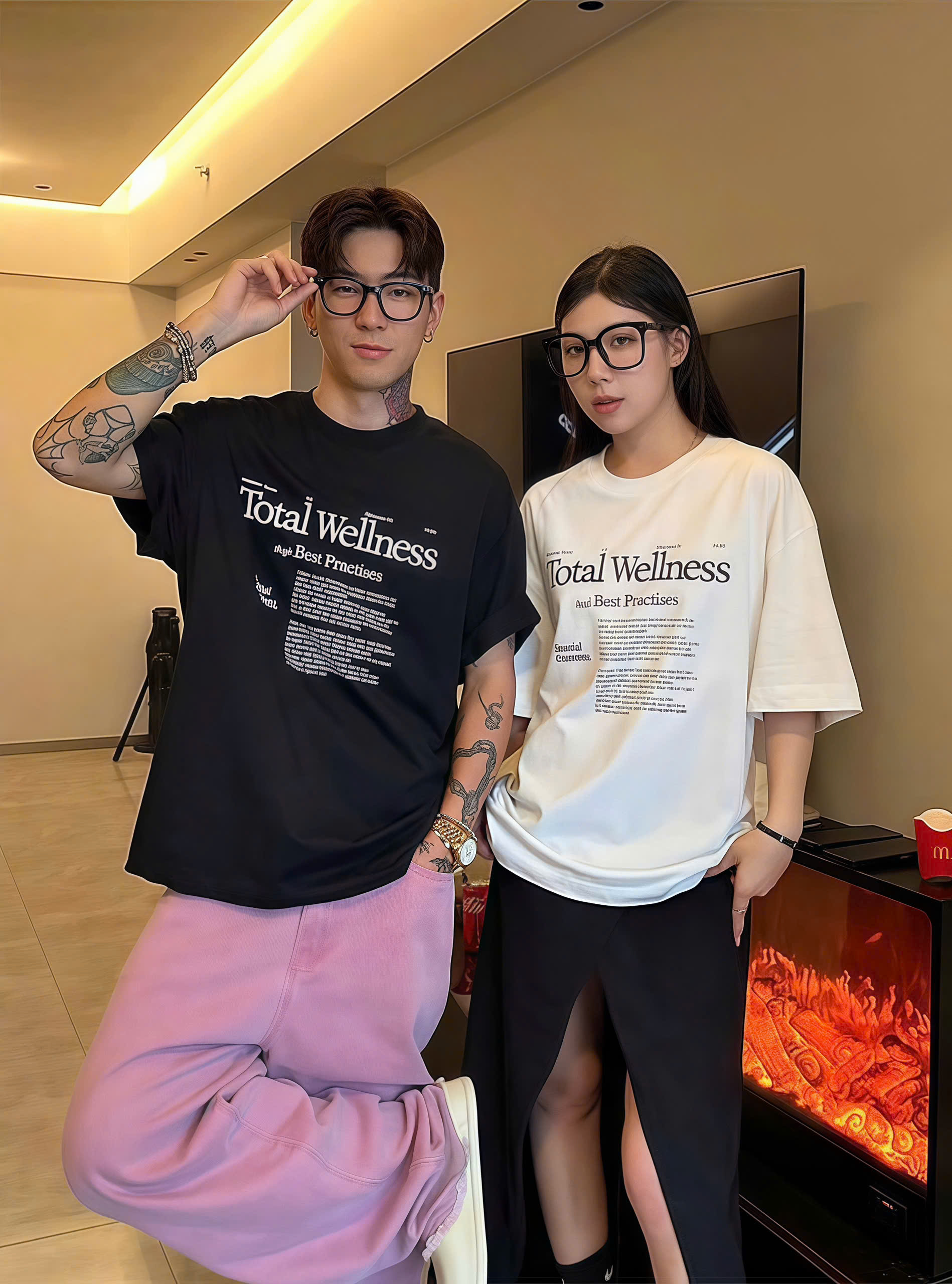Áo phông nam nữ form rộng 2N Unisex thun cotton in chữ Total màu trắng/đen