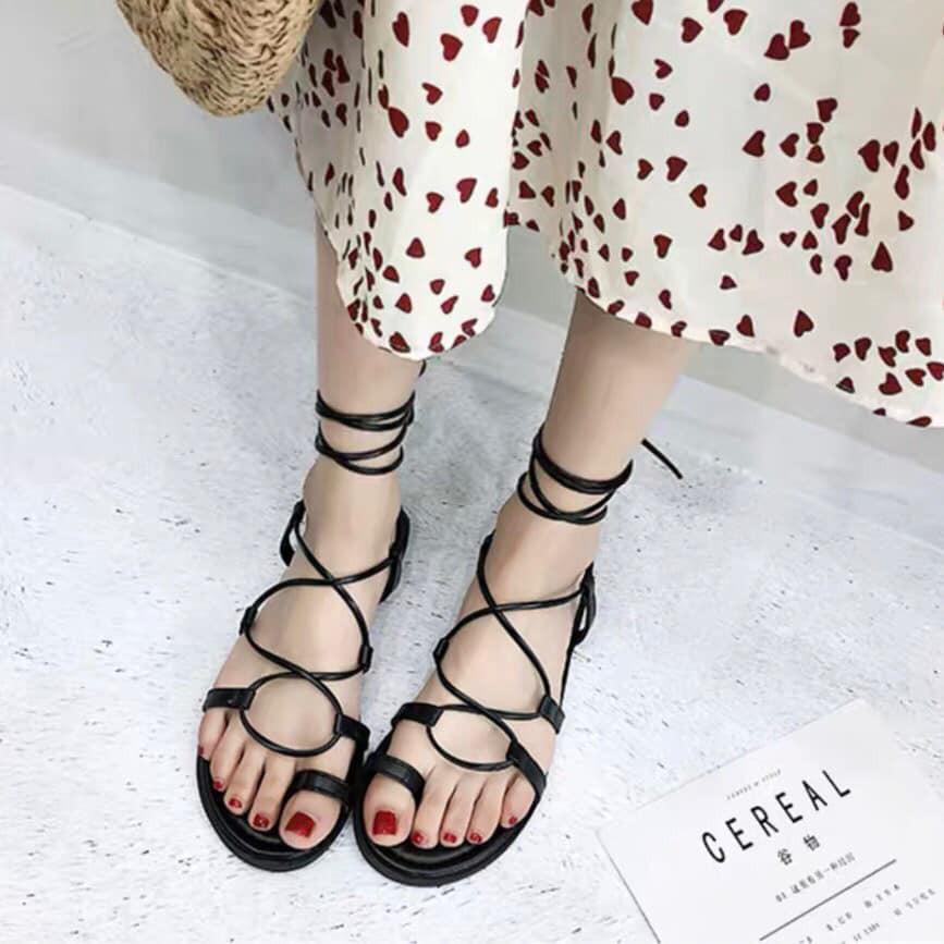 Xăng đan nữ xỏ ngón dây mảnh cột cao