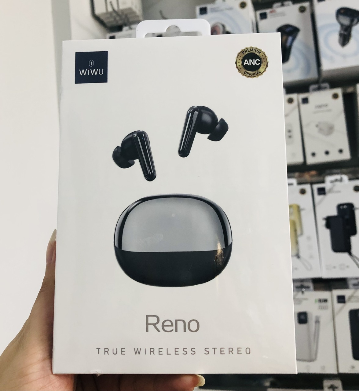 Tai nghe Wiwu Reno True Wireless Stereo T19 tương thích rộng rãi với các thiết bị kết nối bluetooth, có chip thông minh, cảm ứng thông minh và trợ lý giọng nói thông minh - Hàng chính hãng