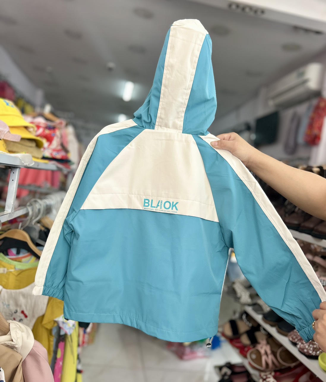 áo khoác xinh dễ thương cho bé 25-35kg