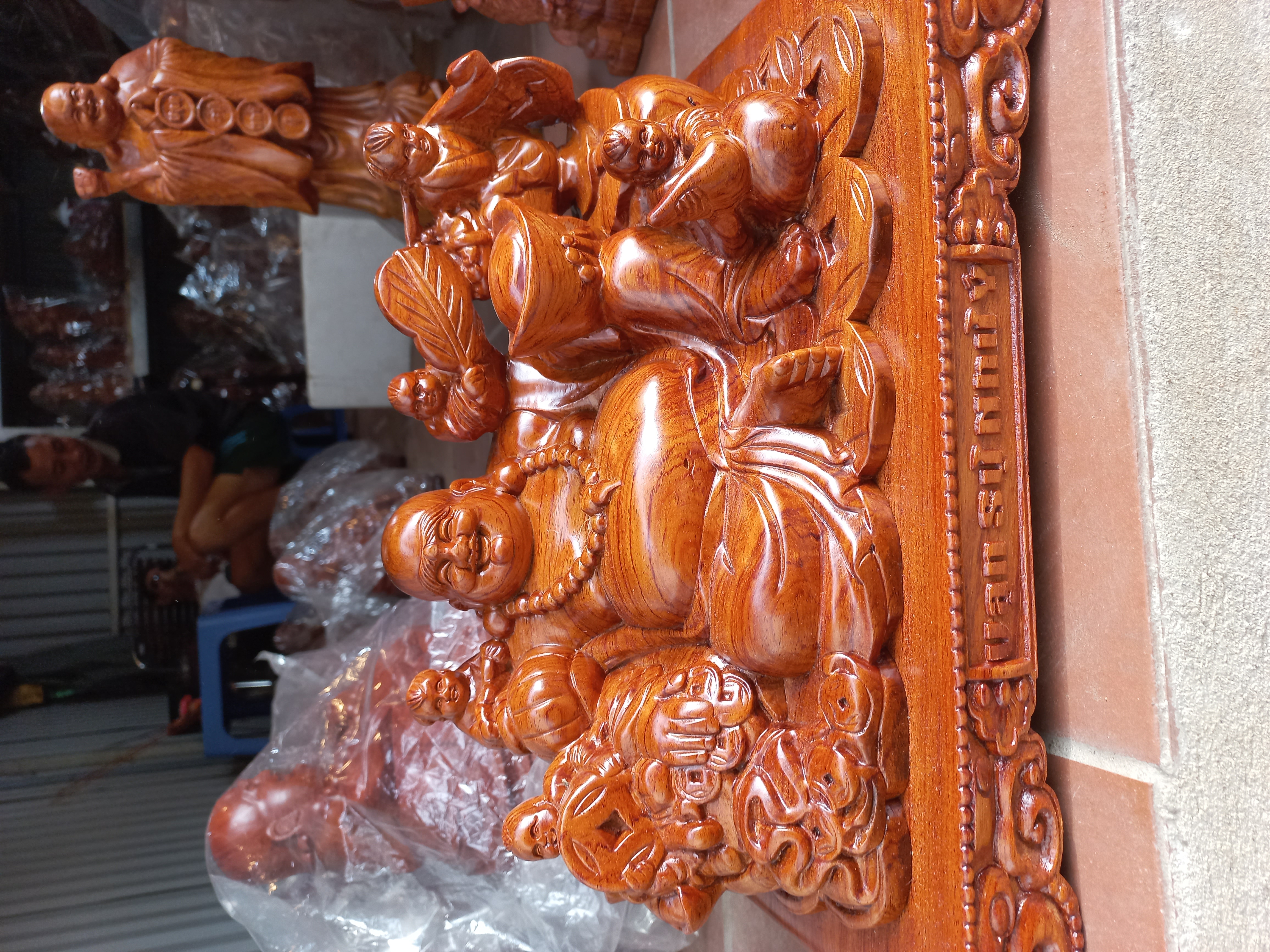 TƯỢNG PHẬT DI LẶC NGŨ PHÚC BẰNG GỖ HƯƠNG ĐÁ KT 40*23*21