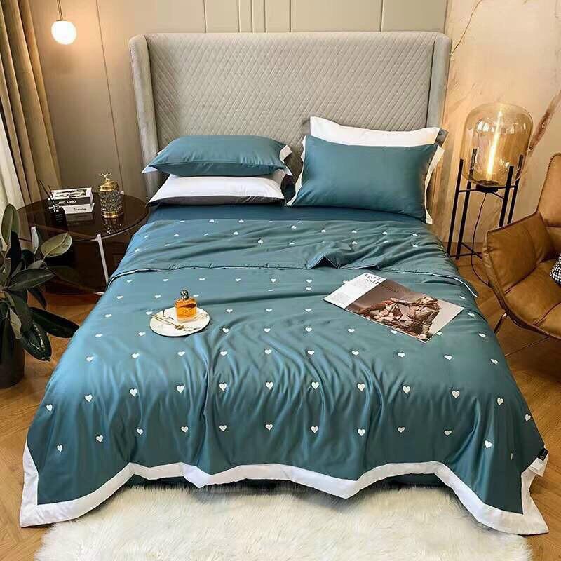 Chăn lụa thêu tim 2mx2m3 hàng nhập