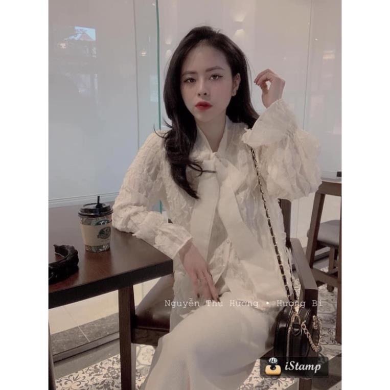 Áo sơ mi ren nơ sóng điệu đà