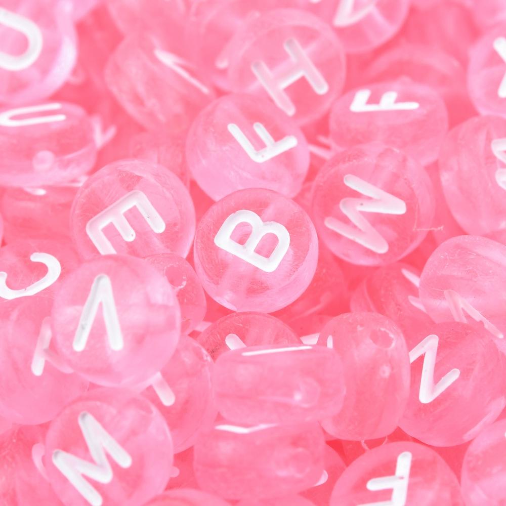 Set 100 hạt nhựa Acrylic trong suốt màu hồng in chữ cái tiếng Anh