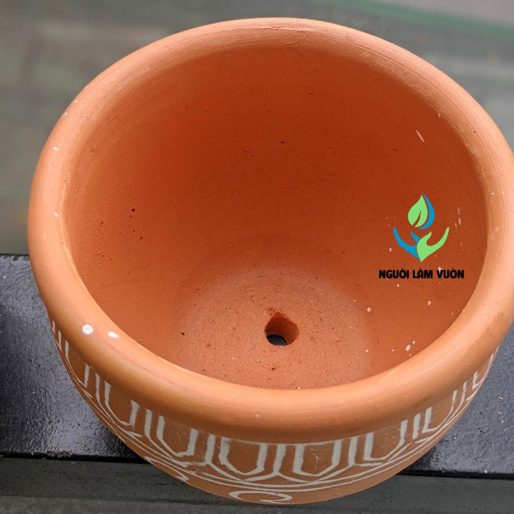 Chậu đất nung kiểu chum họa tiết hoa trắng trồng hoa tết, trồng cây trang trí size 10x11cm