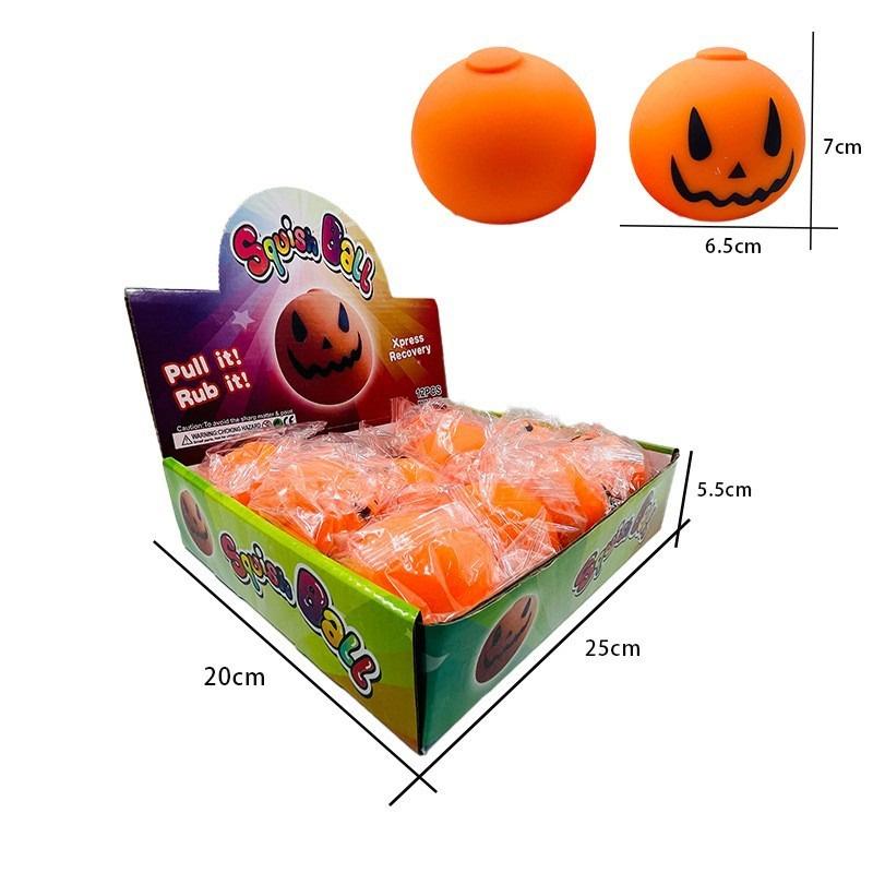 Squishy con chuột trốn trong cái kén