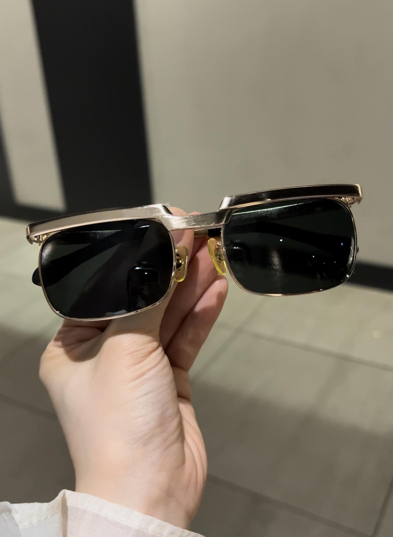 Kính râm Nam Solex chữ H cao cấp mạ vàng 14K gọng titan