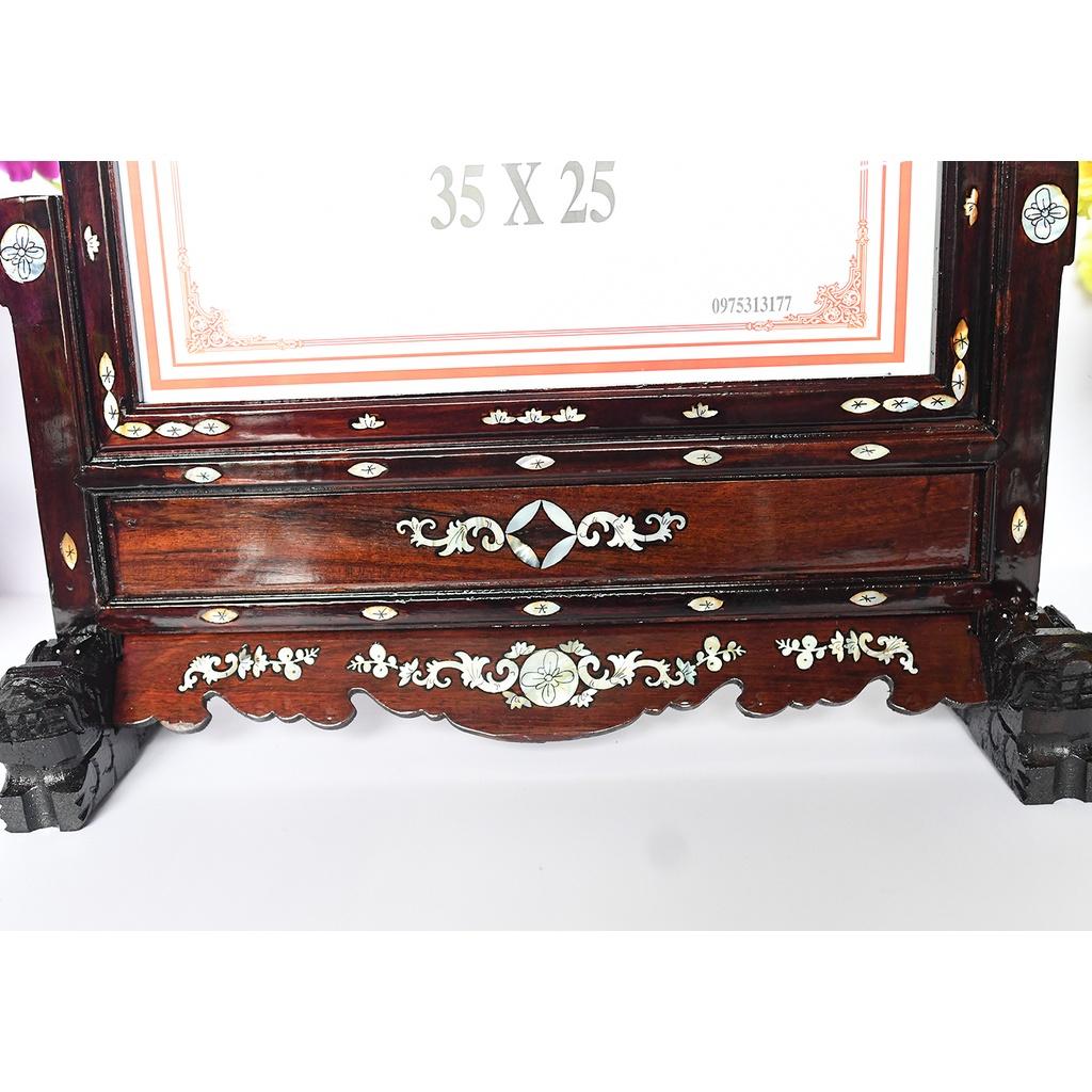 Khung hình thờ gỗ Gõ, cẩn ốc xà cừ 35 x 25
