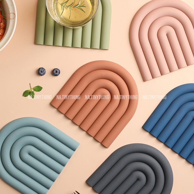 Tấm lót nồi, đế lót ly, miếng lót bàn ăn bằng Silicon cao cấp chống trơn cách nhiệt phong cách Hàn Quốc NA0052