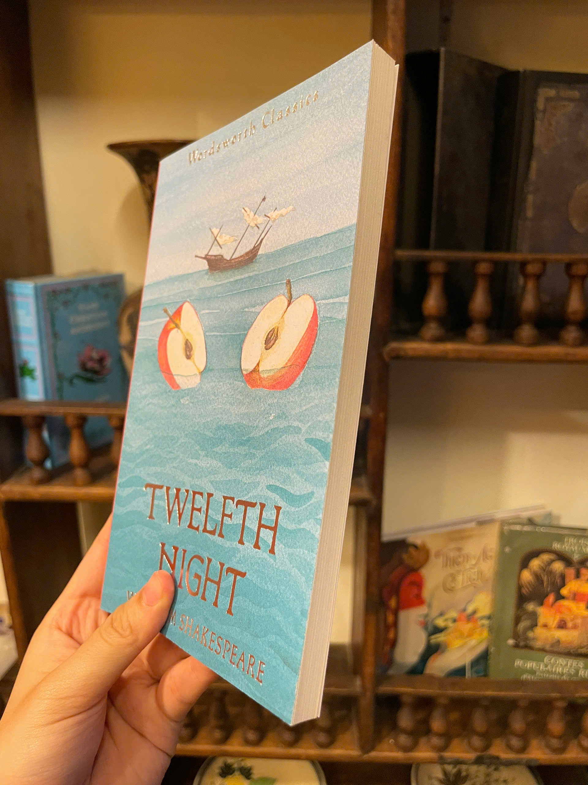 Sách - Twelfth Night (Wordsworth Classics) by William Shakespeare | English Classics Literature