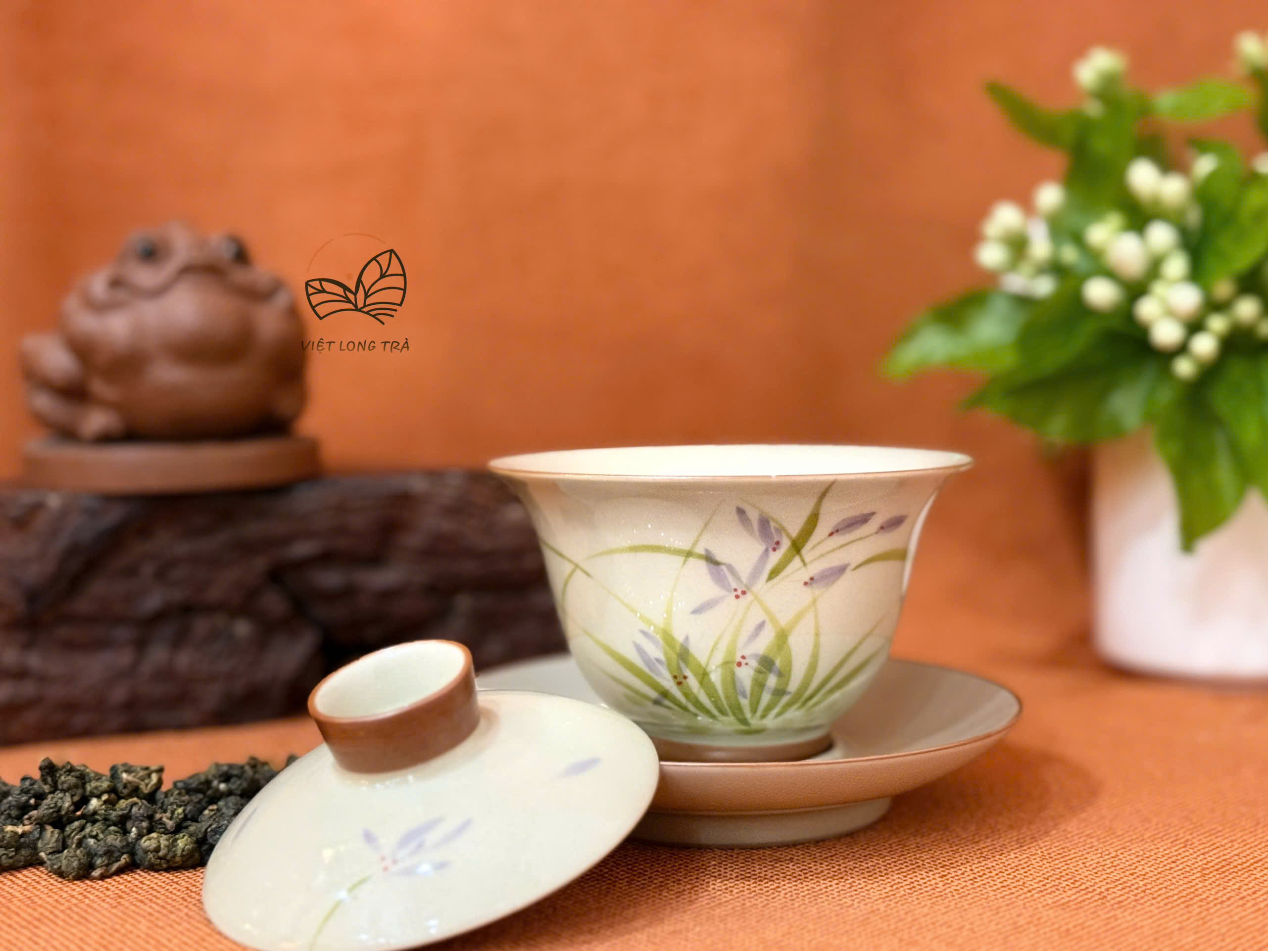CHÉN KHẢI PHA TRÀ HỌA TIẾT HOA LAN VẼ TAY - DUNG TÍCH 145ML - GAIWAN