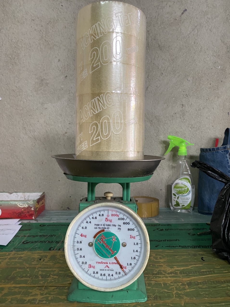 Băng keo trong/đục 200 yard (6 cuộn/cây) 2kg