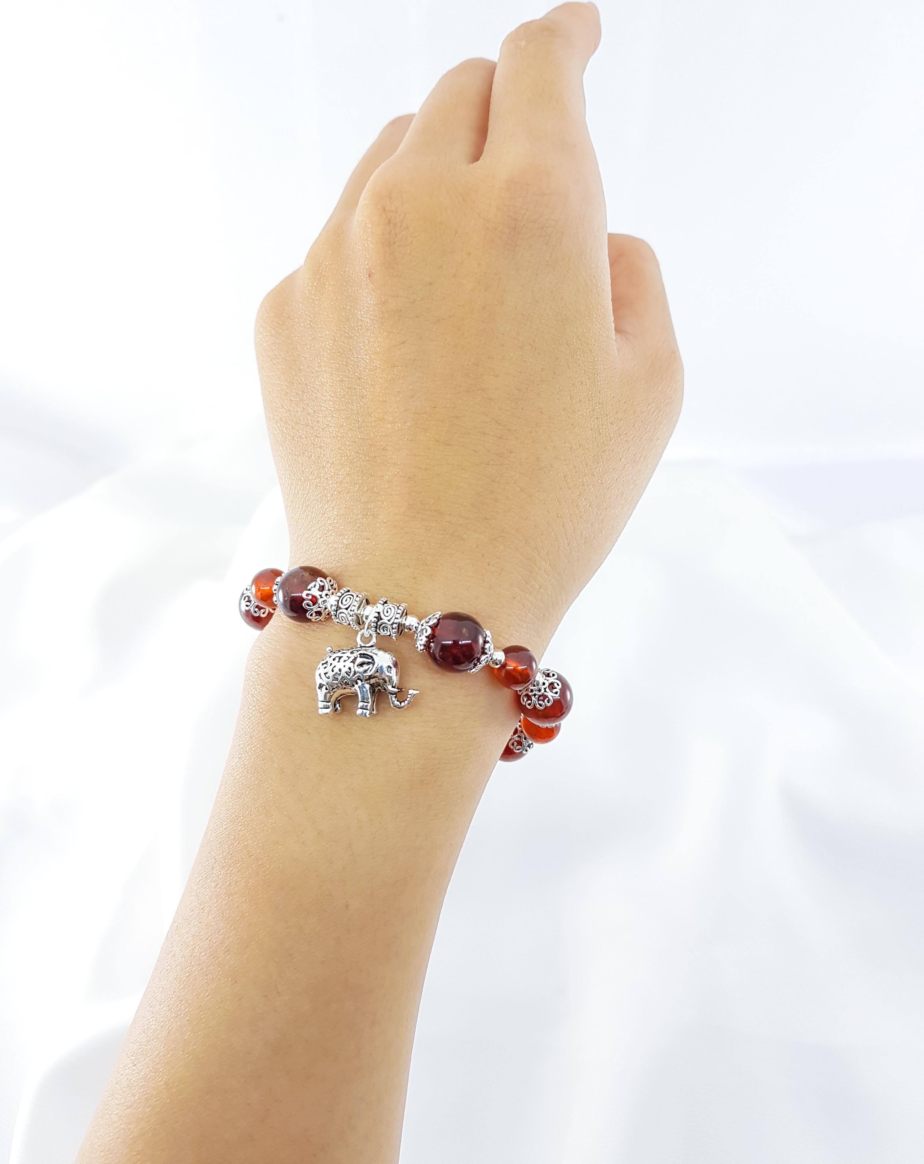 Vòng Tay Mệnh Hỏa, Thổ Đá Garnet Mix Charm Con Voi
