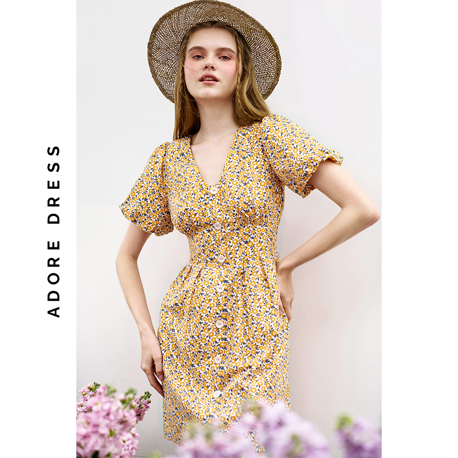 Đầm mini dress thô in họa tiết hoa nhí vàng nền be 3ASDR1143 ADORE DRESS