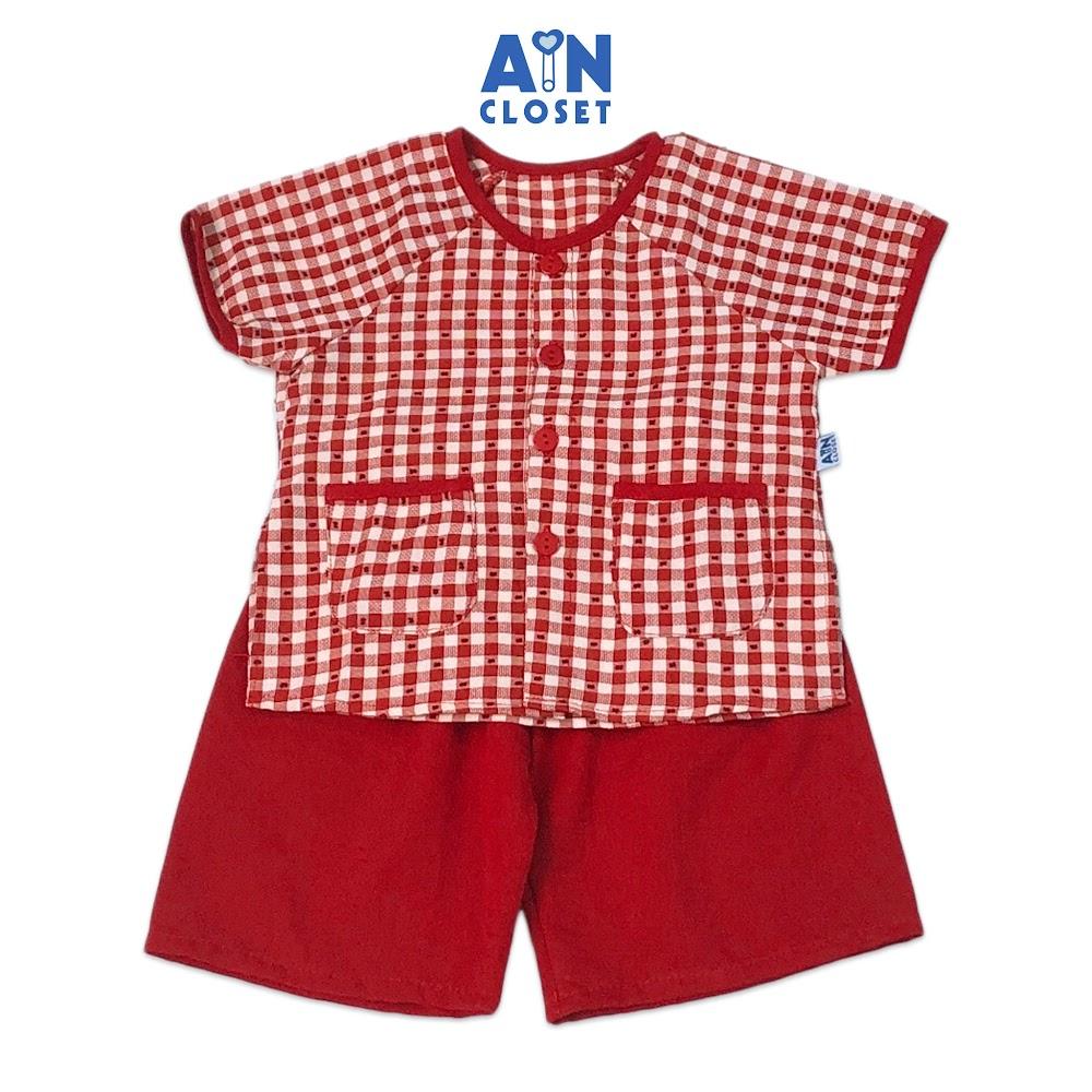 Bộ quần áo bà ba lửng unisex họa tiết Caro viền đỏ cotton - AICDBTBOGZC7 - AIN Closet