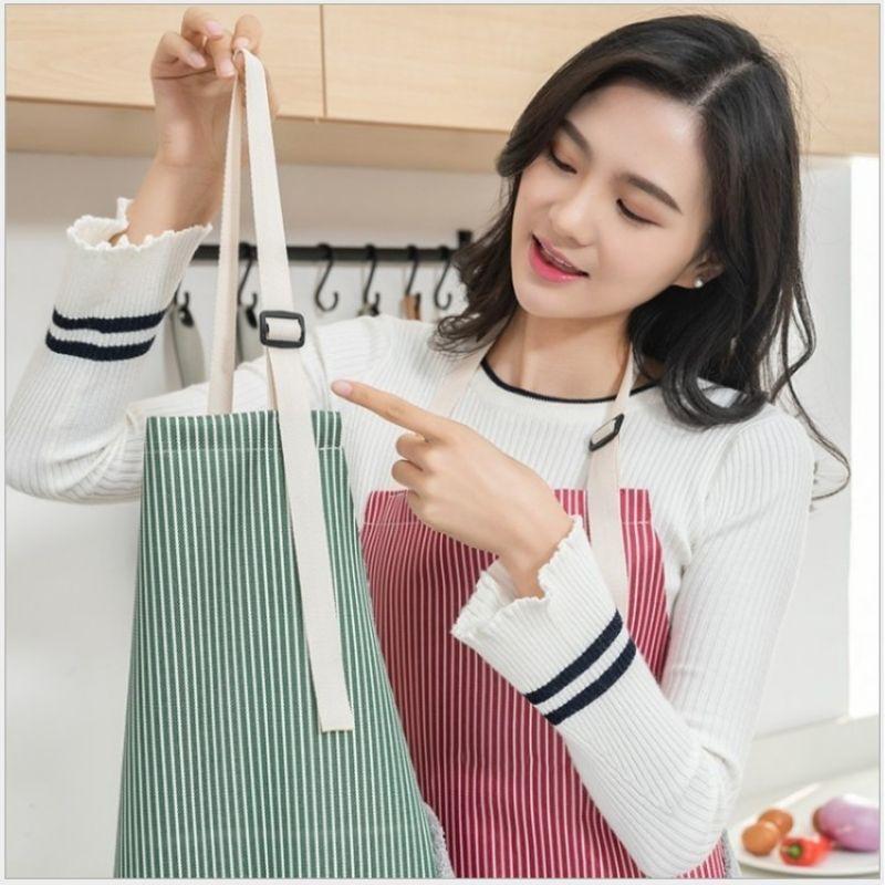 Tạp dề kẻ hoa chống thấm nước, tạp dề có khăn lau tay bên hông
