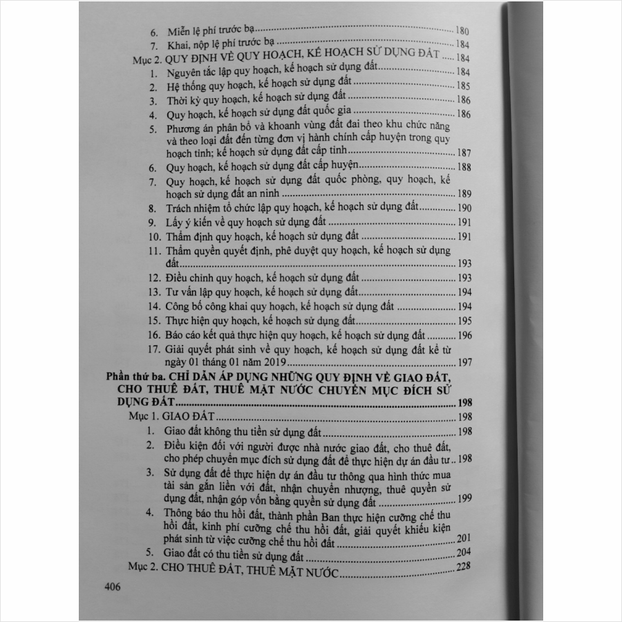 Sách Chỉ Dẫn Áp Dụng Những Hành Vi Vi Phạm Hành Chính Trong Lĩnh Vực Đất Đai, Tài Nguyên Nước Và Khoáng Sản, Khí Tượng Thủy Văn, Đo Đạc Và Bản Đồ - V2129T