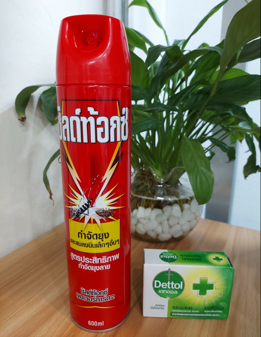 Bình xịt muỗi kiến dán Shieldtox Thái Lan tặng kèm Xà Bông cục