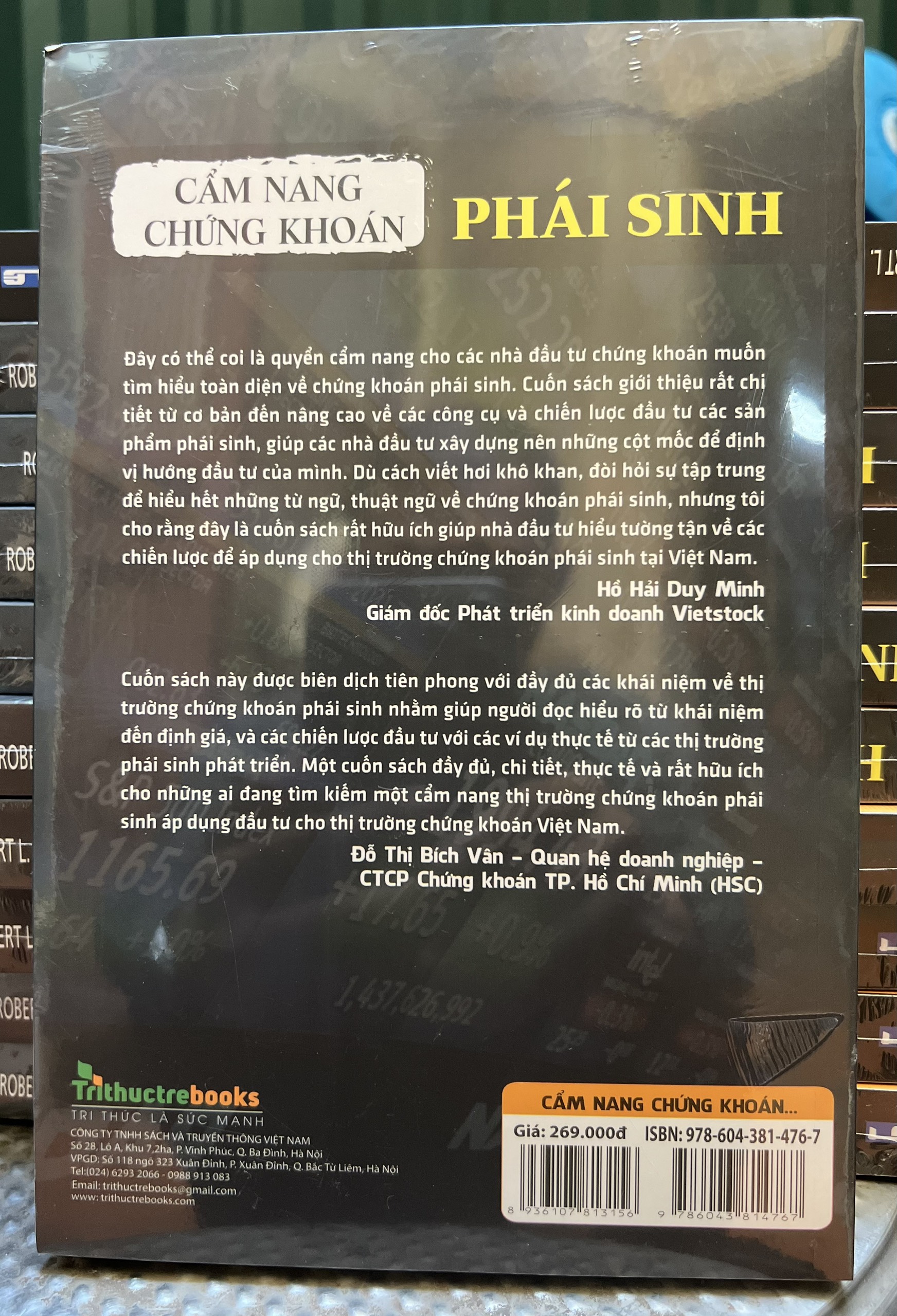 Cẩm nang chứng khoán phái sinh - Chiến lược từ A-Z về Đầu tư - Phòng hộ - Đầu cơ thành công nhất (Tái bản lần 1)