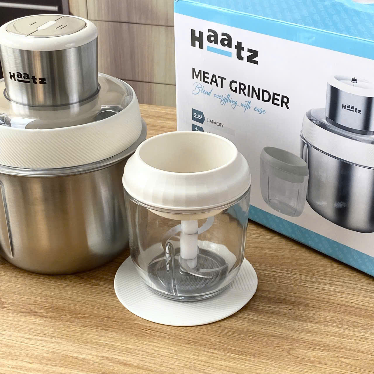 Máy Xay Thịt inox Haatz HMG168 (CIM382) - 2 Cối 2,5L, 500W Kèm Phụ Kiện Đánh Ruốc - Hàng Chính Hãng Bảo Hành 2 Năm