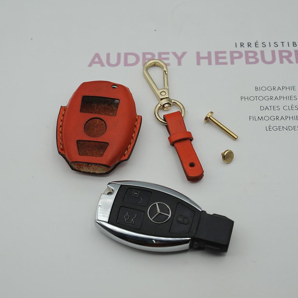 BAO DA THỦ CÔNG ĐƯỢC ÉP PHOM VỪA KHÍT VỚI CHÌA XE MERCEDES - BAO DA ĐEO HÔNG MÀU CAM THỜI TRANG