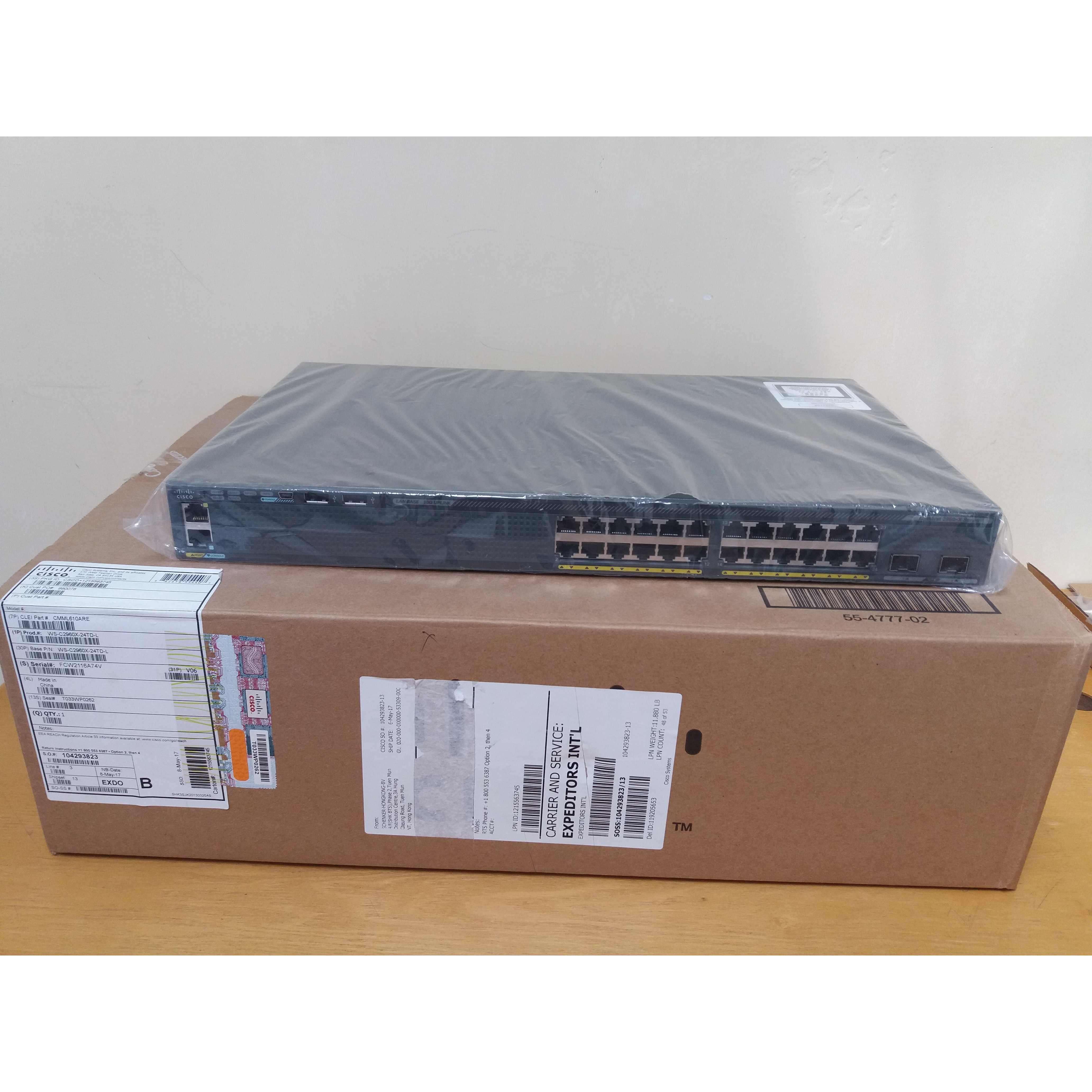 Switch Cisco Catalyst WS-C2960X-24TD-L - 24 ports