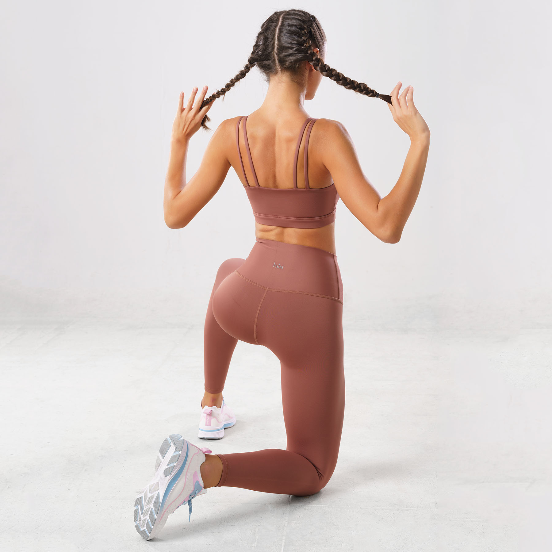Set đồ tập Yoga Luxury Hibi Sports H139 [Vàng chanh + Nâu hạt dẻ] - Áo 4 dây cổ ngang - Kèm mút nâng ngực