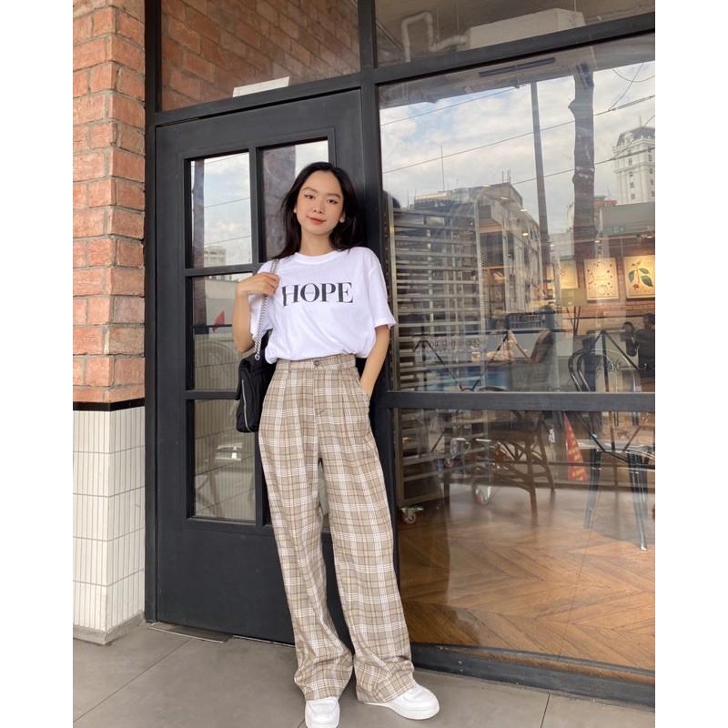 Quần vải thiết kế kẻ be