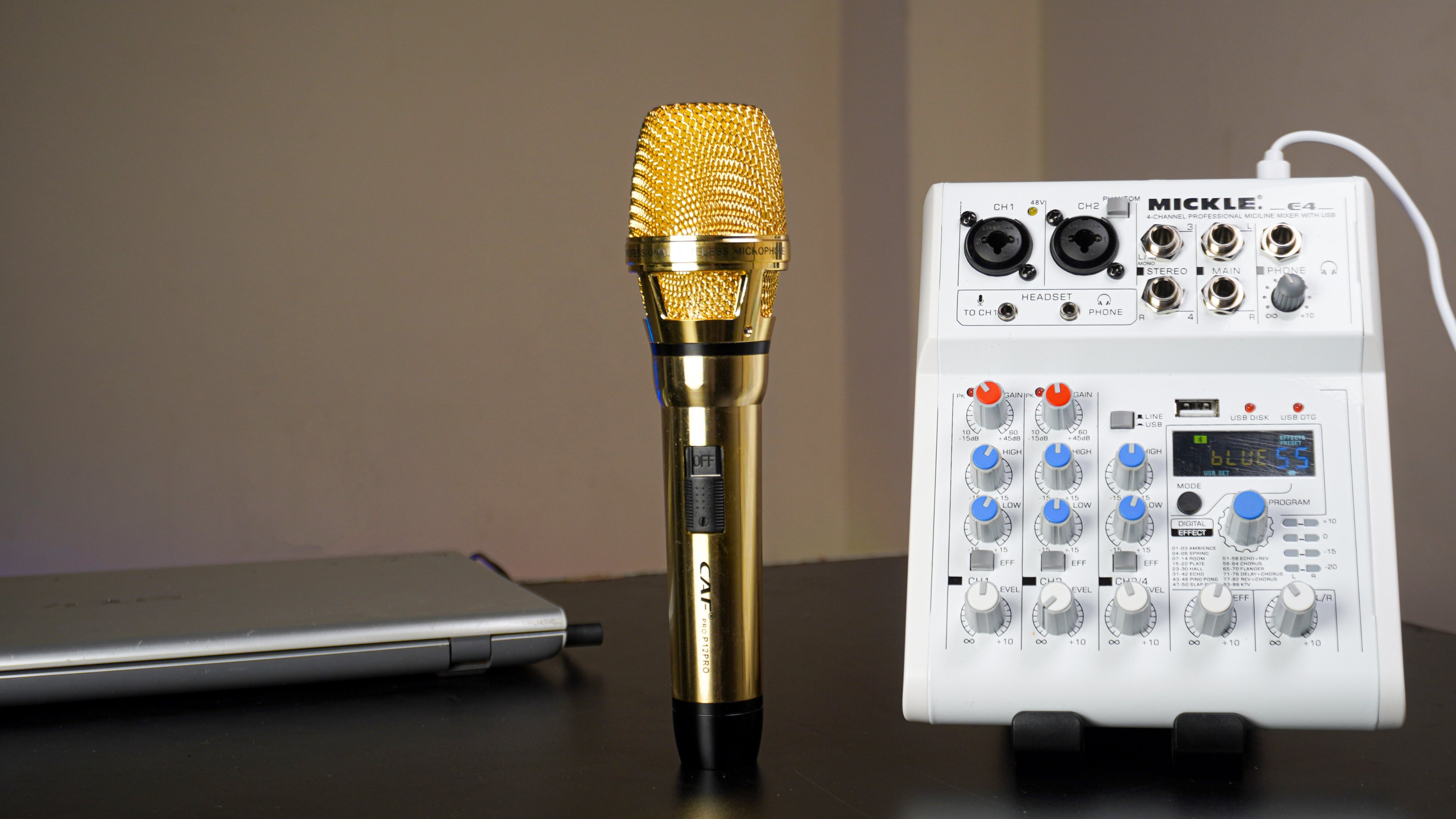 Combo Micro Caf P12, Mixer E4 - Vừa thu âm vừa hát ra loa - Kèm full phụ kiện tai nghe ISK HP-960B, dây live cao cấp, dây kết nối - Hỗ trợ thu âm, livestream, karaoke gia đình