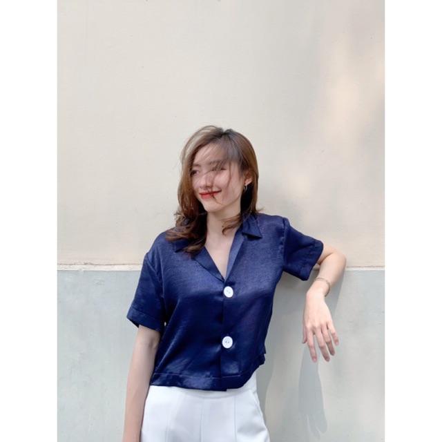 Croptop lụa nút cài trắng_ZIEL