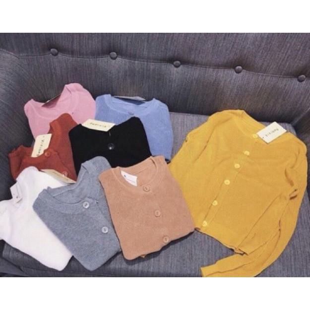 Áo len cadigan cúc cổ tròn