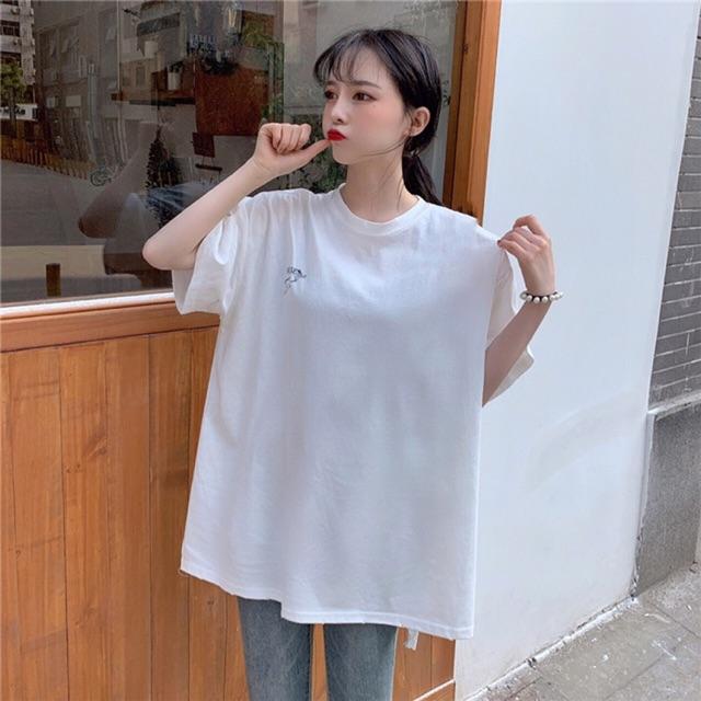 Áo thun tay lỡ form rộng