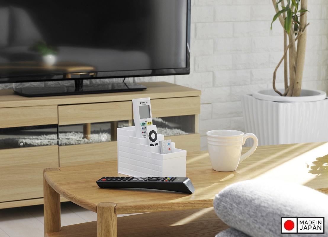 Ống đựng remote, vật dụng 4 ngăn