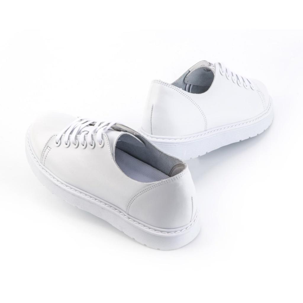 Giày Domba Gilmer Màu Trắng M-4705 (GILMER (White)) - Phối Đồ Đa Dạng (Váy, Quần Jean,...) Unisex