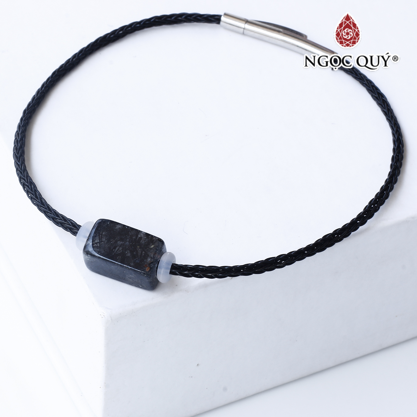 Vòng dây thép đá thạch anh tóc đen vuông mệnh thủy, mộc - Ngọc Quý Gemstones