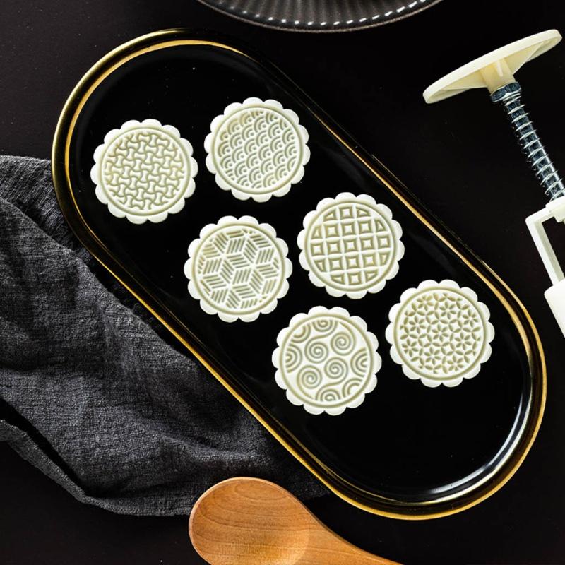 Khuôn Cắt Bánh Trung Thu Kiểu Nhật 125G