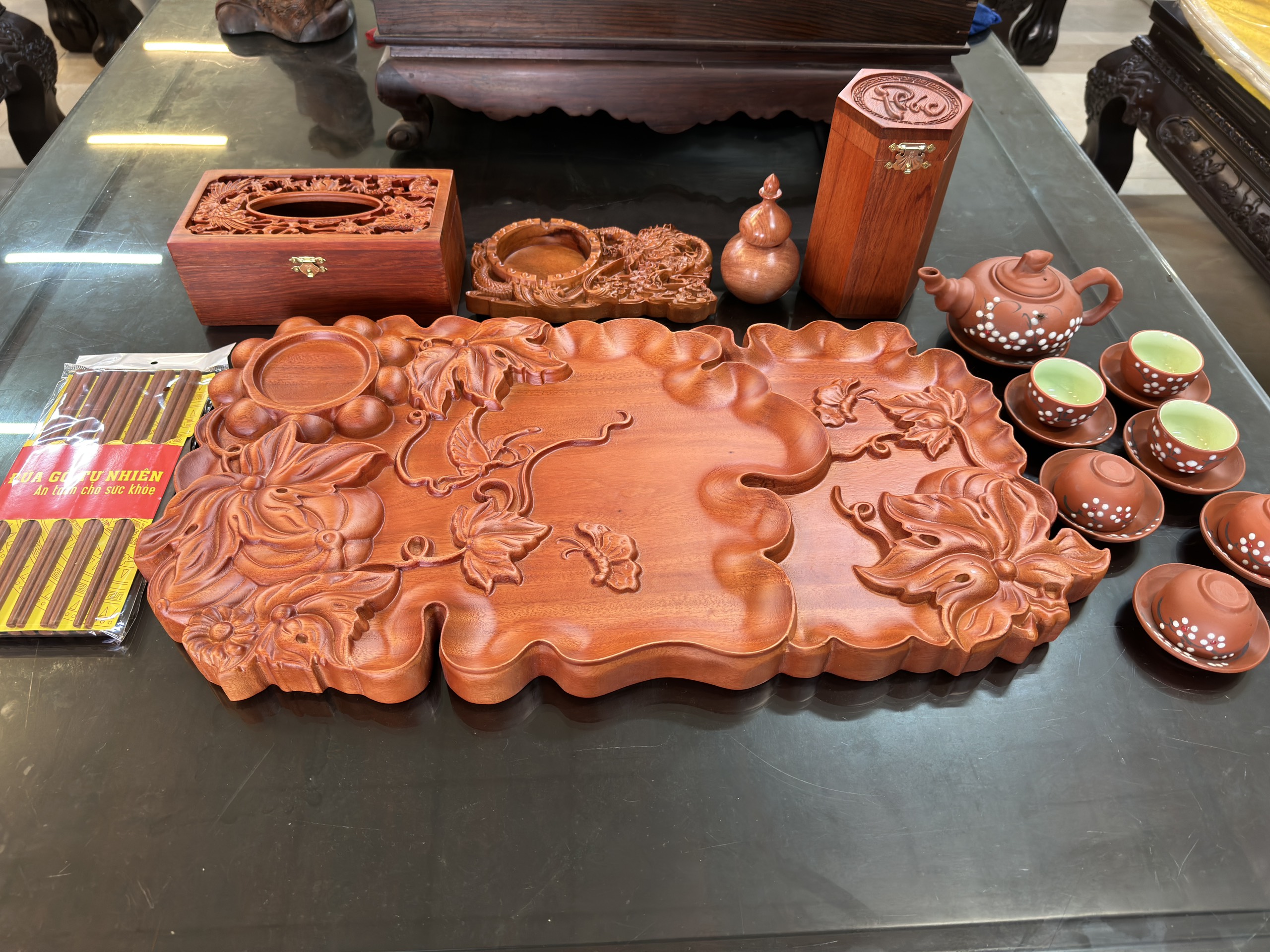 Khay trà hương đá liền khối Hoa Bí