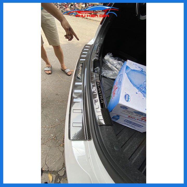 Ốp chống trầy cốp trong ngoài Hyundai Elantra 2023-2024 vân cacbon chống trầy xước, trang trí xe hơi