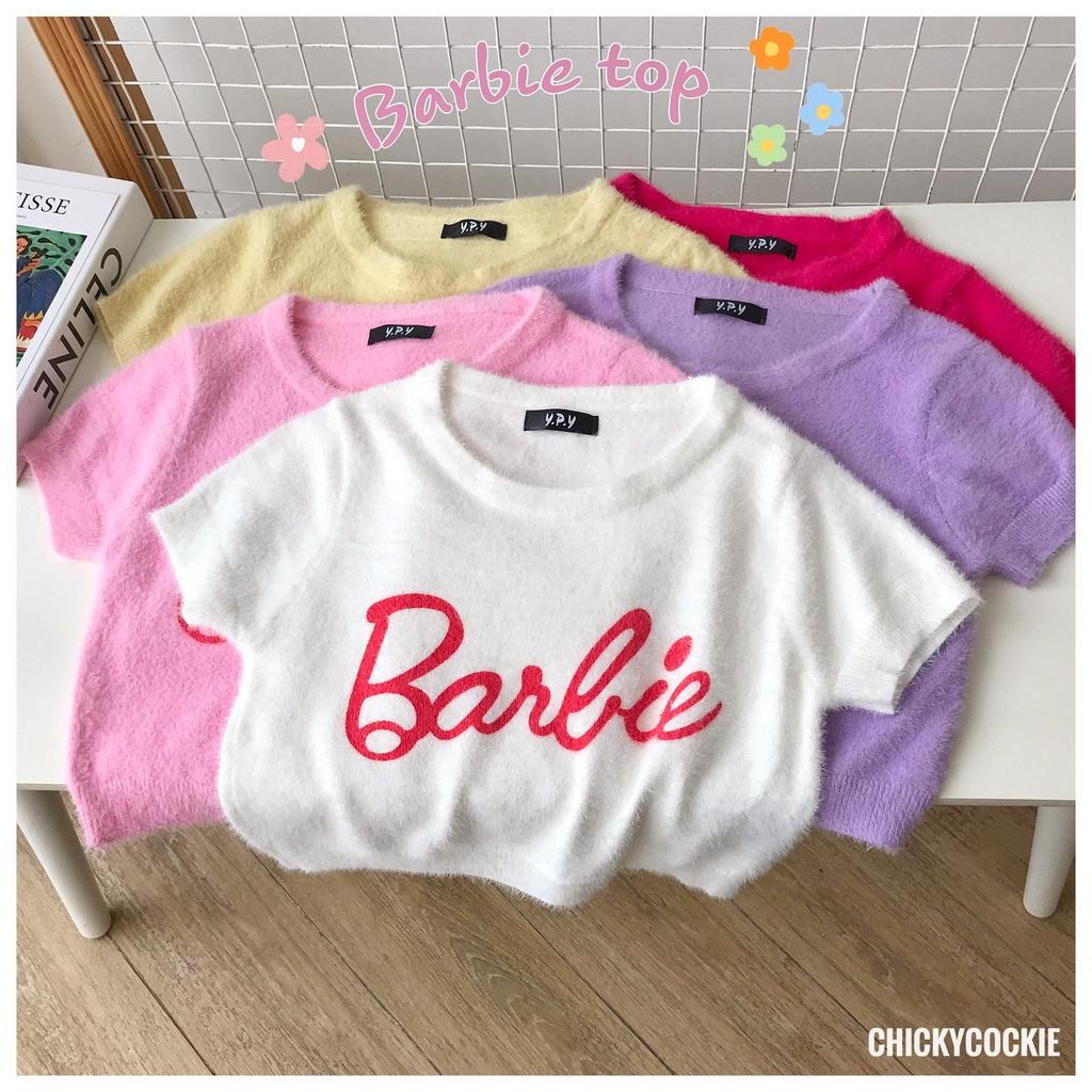 Áo LEN BÔNG Montoghi dệt kim cổ tròn cộc tay in chữ Barbie màu sắc tươi tắn dễ thương