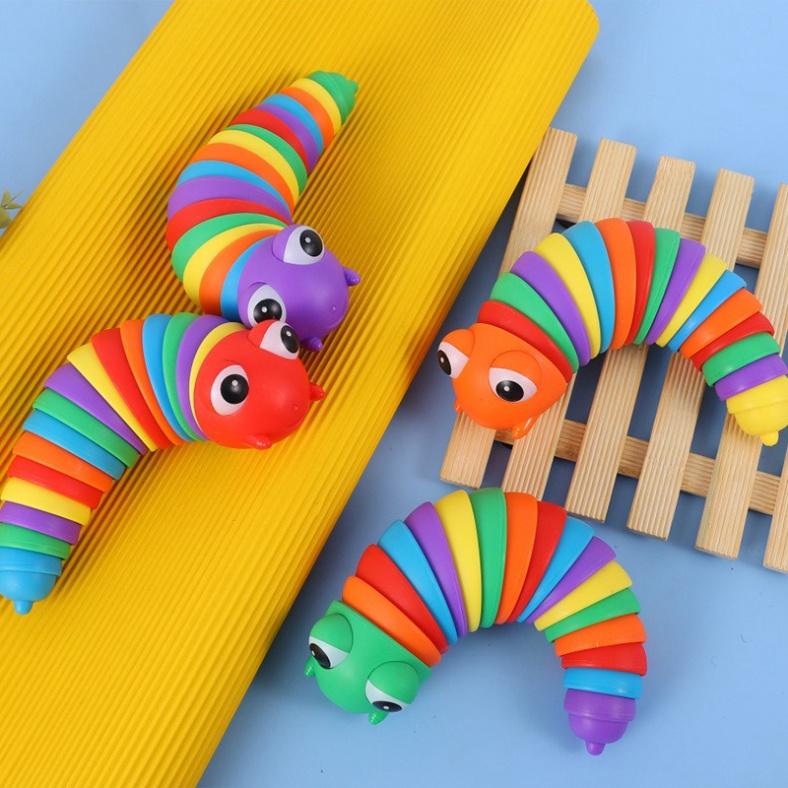 Squishy Mochi hình CON SÂU 7 SẮC CẦU VỒNG khổng lồ mềm mịn dễ thương chân thực giảm stress co dãn đàn hồi n