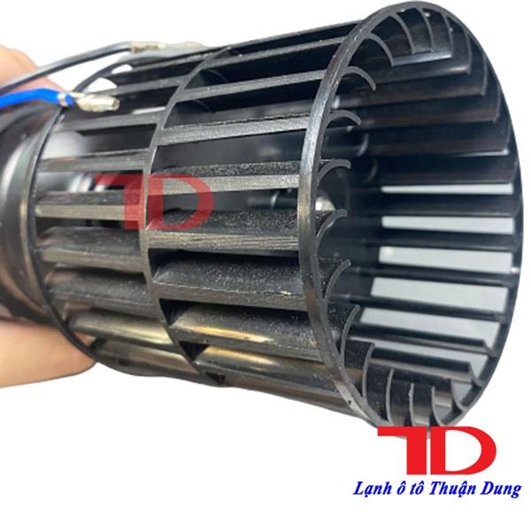 Bộ Dàn Lạnh Ô Tô 404, mô tơ quạt dàn lạnh Loại 12V - Điện Lạnh Ô Tô Thuận Dung