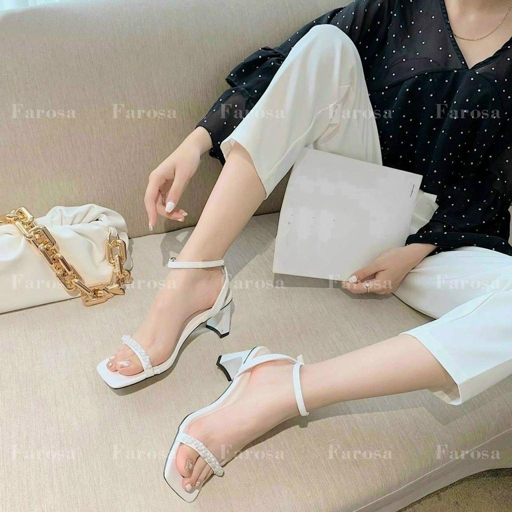 Dép sandal nữ FAROSA gót dẹt 5 cm quai ngang đính hạt ngọc cực sang chảnh - Q163