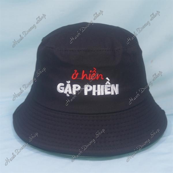 Nón tai bèo mũ bucket vành nhỏ thêu chữ Ở Hiền Gặp Phiền - Đen