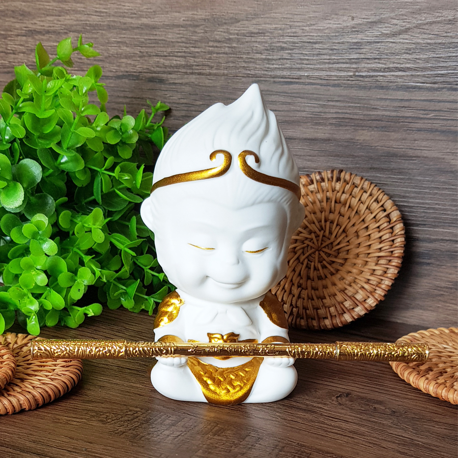 Tượng Chibi Mỹ Hầu Vương 11.5cm bằng gốm trắng kèm gậy như ý - mẫu dang tay