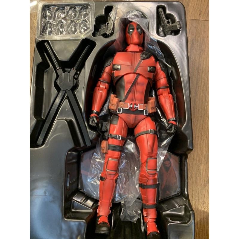(Hot mới về ) Mô Hình Deadpool X-men khớp di chuyển nặng 1.3Kg màu đỏ đậm rất nét to hơn trong ảnh 30Cm