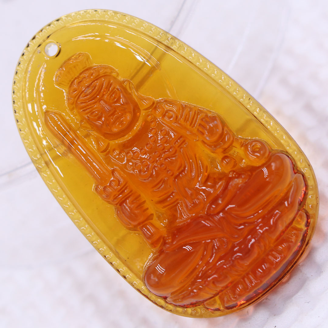 Mặt Phật Bất động minh vương pha lê cam 1.9cm x 3cm  kèm móc dây chuyền inox vàng, Phật bản mệnh, mặt dây chuyền Phật giáo